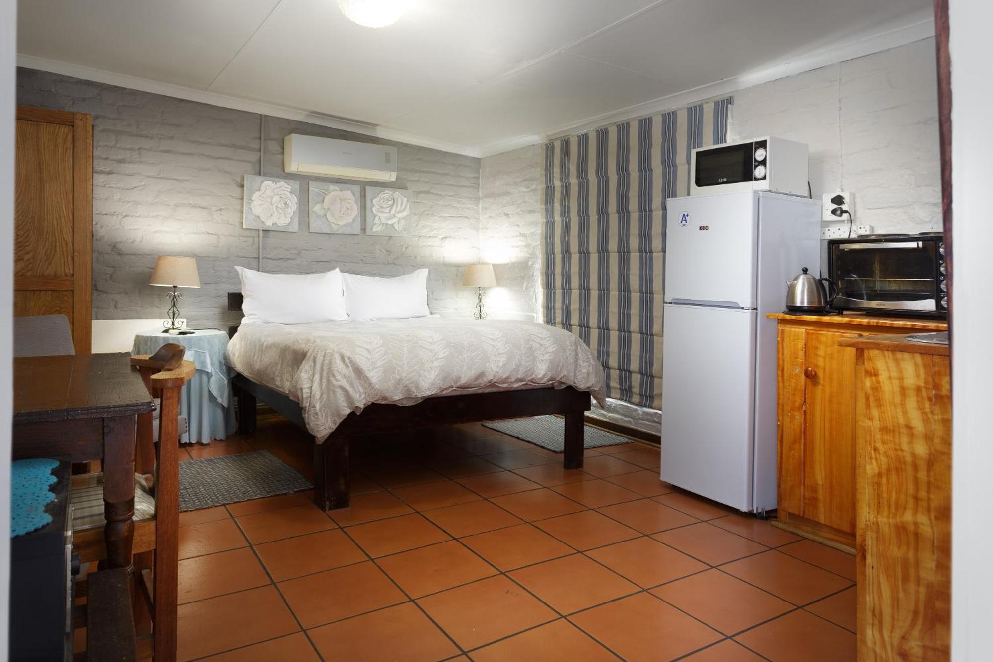 Horse And Mill Guesthouse Колсберг Экстерьер фото