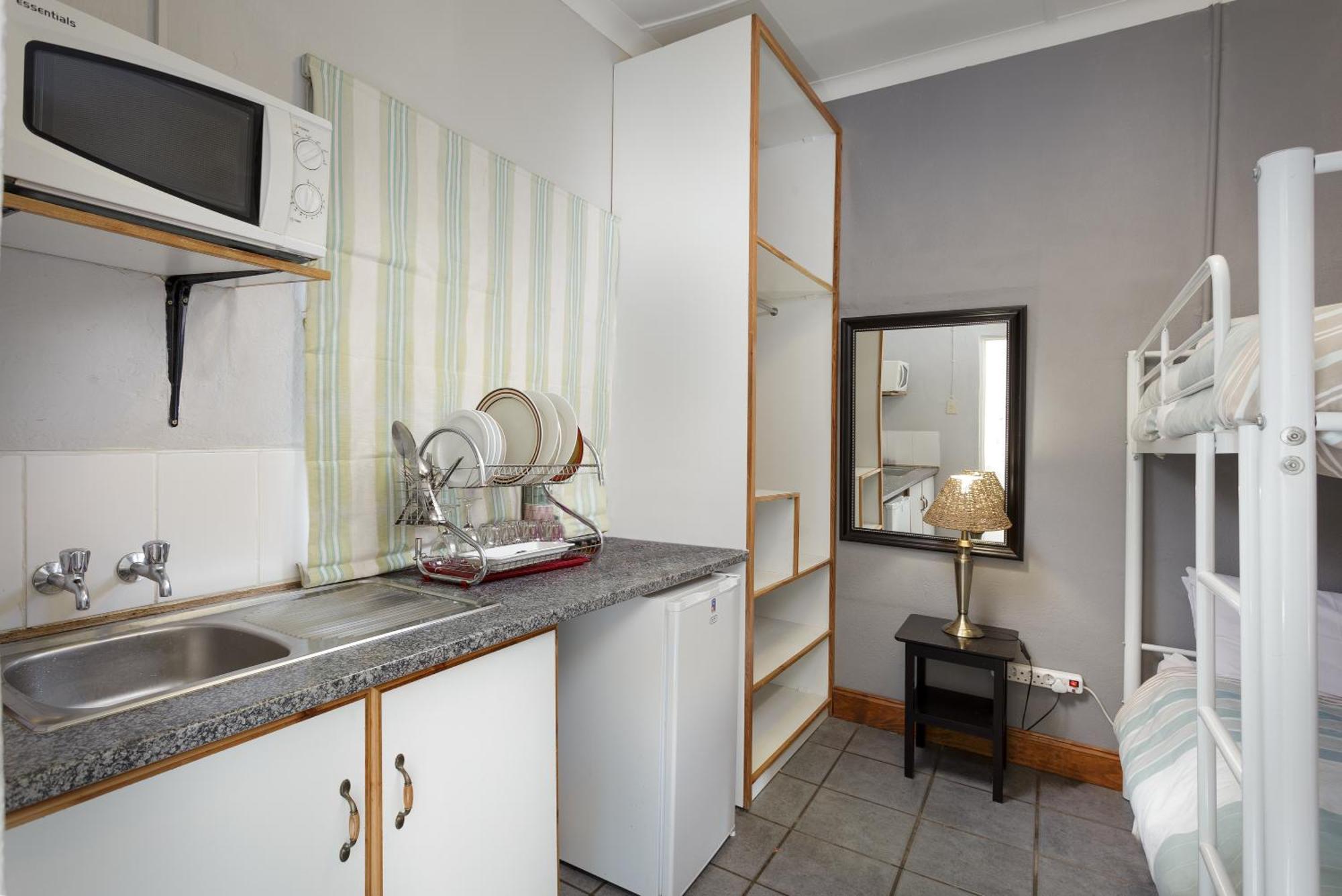 Horse And Mill Guesthouse Колсберг Экстерьер фото