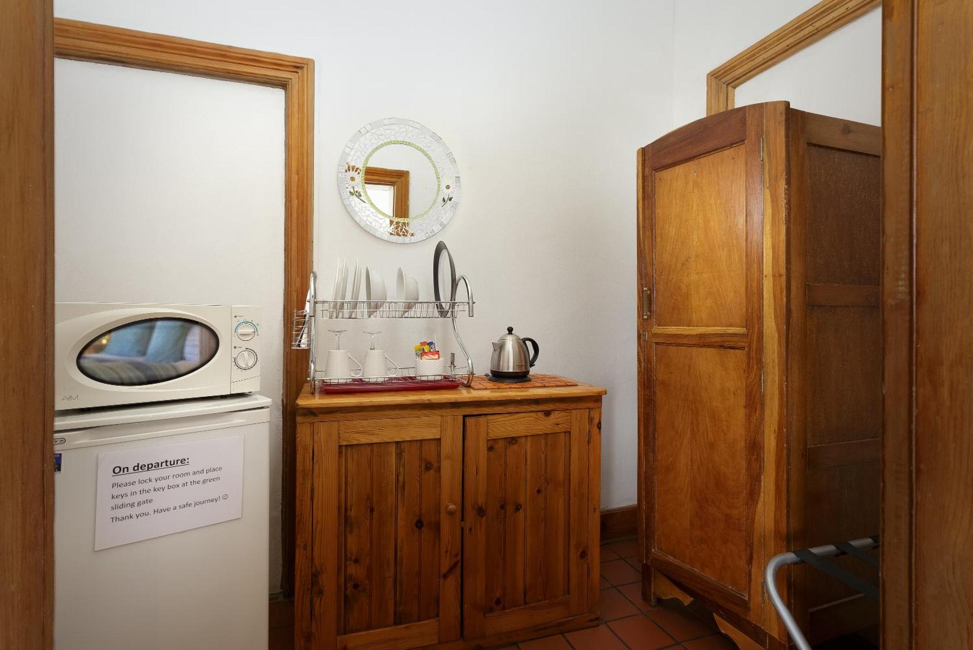 Horse And Mill Guesthouse Колсберг Экстерьер фото